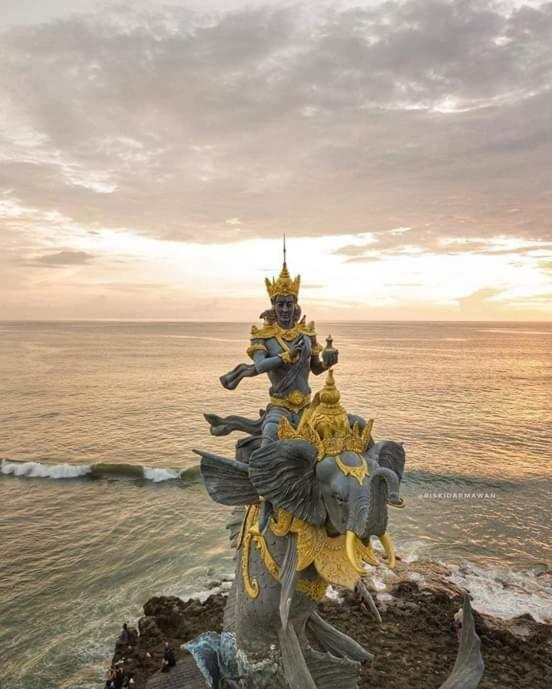 ホテル Kubu Jasmine Bali チャングー エクステリア 写真